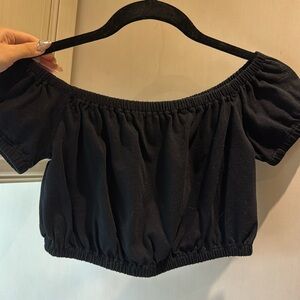 Aritzia Wilfred Black Off Shoulder Cropped Tank XXS